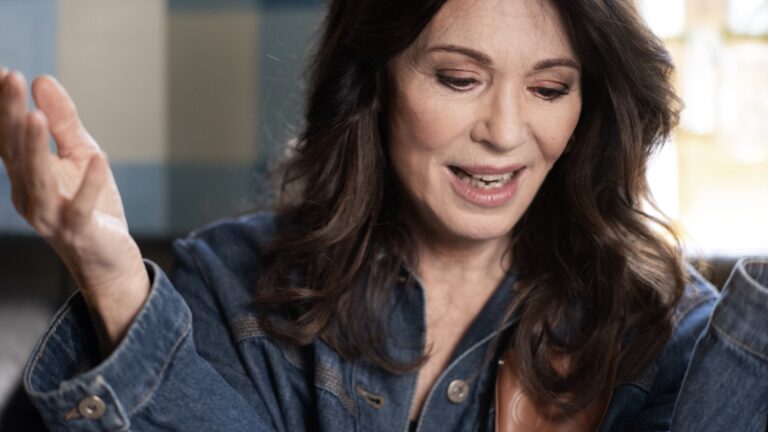 Iris Berben Schlaganfall: Fakten, Missverständnisse und Wahrheiten