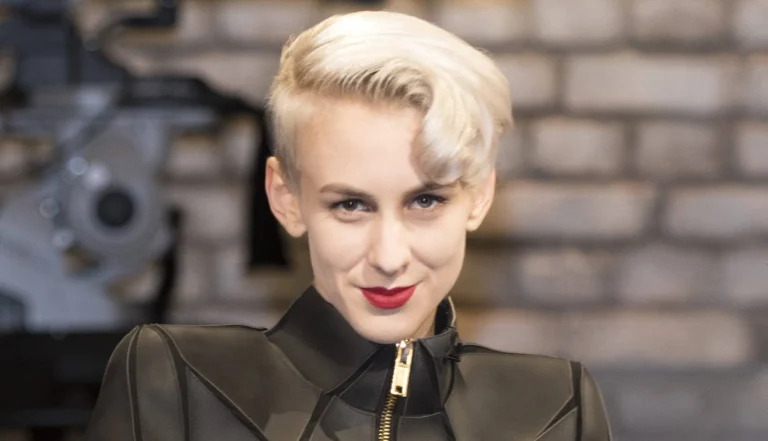 Lisa Eckhart Lebensgefährte: Was wir wissen und was wir aus unserer